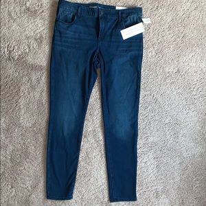 NWT Old Navy Rockstar Jegging